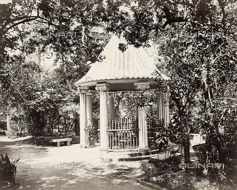 Circular Gazebo